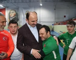 Başkan Altay: “Engelleri Birlikte Aşıyoruz”