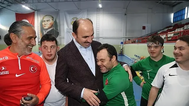 Başkan Altay: “Engelleri Birlikte Aşıyoruz”