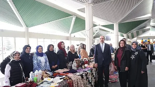 Başkan Altay Tüm Konyalıları KOMEK Pazarı’na Davet Etti