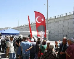 Başkan Çerçioğlu Kuşadası’nda Yaşayan Vatandaşları Ata Tohumlarından Üretilen Fideler ile Buluşturdu