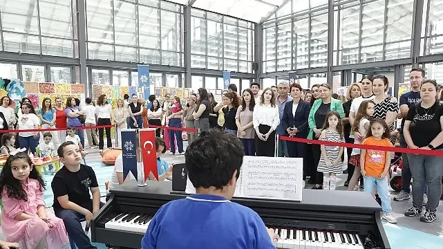 Başkan Çerçioğlu’nun Aydın’a Kazandırdığı Otizm Merkezlerinin Öğrencilerinden Sanat Sergisi