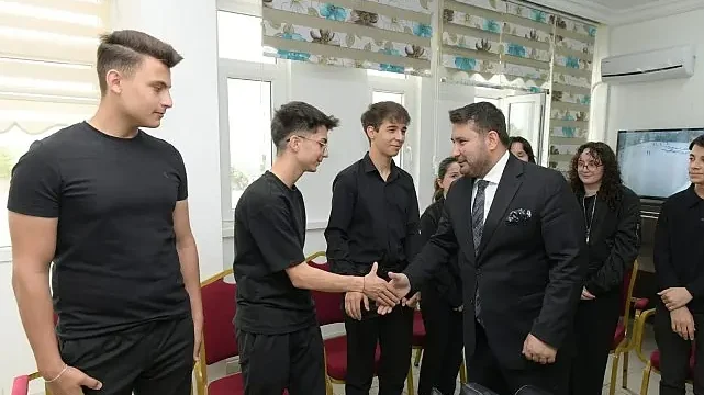 Başkan Çırpanoğlu’ndan Türkiye Birincilerine Tebrik Ziyareti