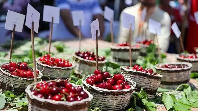 Başkan Görkem Duman’dan Kiraz Festivali’ne davet