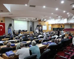Başkan Muhittin Böcek çiftçilerle bir araya geldi