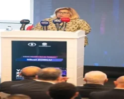 Başkan Tugay, Yapay Zekâ Zirvesi’nde konuştu