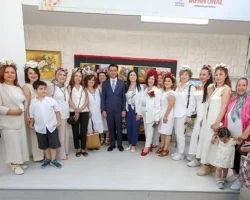 Bayraklı’da üreten kadınlar el sanatlarını sergiledi