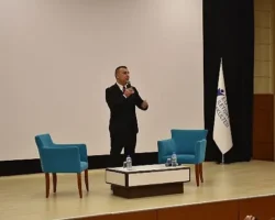 Birol Güven ve Can Ulkay Egeli genç iletişimcilerle buluştu