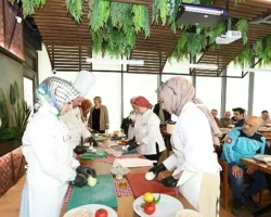 Bursa Öğretmen Akademileri Gastro İnegöl Mutfağına Misafir Oldu