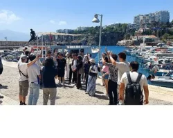Büyükşehir Belediyesi Ankaralı gençleri ağırladı