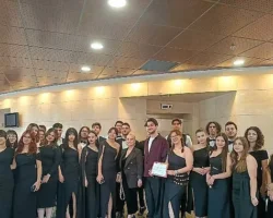 Büyükşehir Çok Sesli Gençlik ve Çocuk Korosu İzmir’den İki Ödülle Döndü