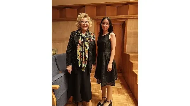 Büyükşehir’in piyanistleri Ankara’dan ödülle döndü