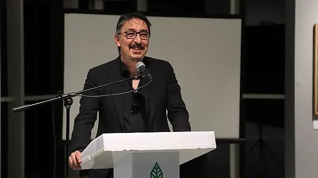 Çankaya’da Cihat Aral Sergisi: Pencereden Gelen Soğuk Maviydi