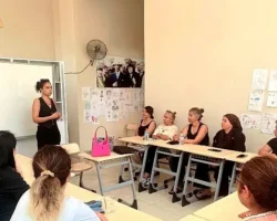 Çiğli Belediyesi’nden anneler için bilgilendirici seminer