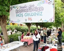 Çiğli’de Anneler Günü coşkusu renkli etkinliklerle başladı