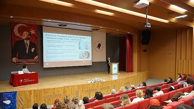 Dijital çağda hemşirelik mesleğinde yeni roller ortaya çıkacak