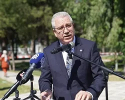 Ege Üniversitesinde “70. Yıl Anıtı” törenle açıldı