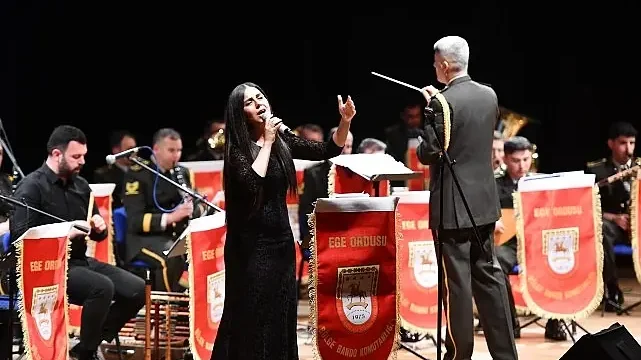 Ege Üniversitesinde Türk Halk Müziği Konseri