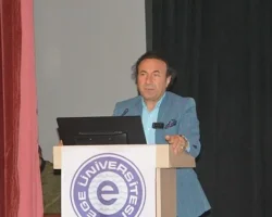 EÜ’de “Kriz Zamanlarında Din ve İnsanlığın Gelecek Ufku” söyleşisi gerçekleştirildi