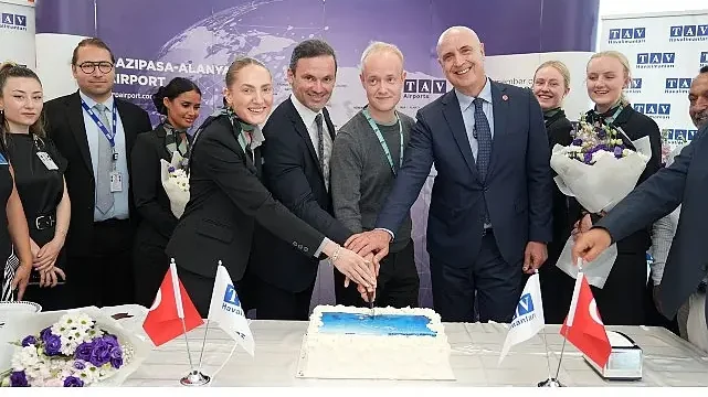 Gazipaşa-Alanya Havalimanı, Copenhagen Air Taxi’nin ilk uçuşunu karşıladı