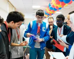 Genç Zihinlerden Büyük Fikirler: DENEYAP Final Sergisi Yapıldı