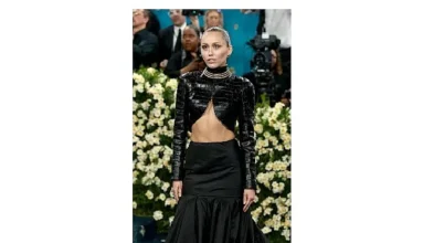 Gigi Hadid ve Miley Cyrus Met Gala’ya Maybelline New York ile hazırlandı