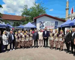 Gölcüklü Kadınlar El Becerilerini Siretiye’de Sergiledi