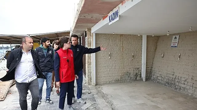 Ilıca Plajı’nda yaz hazırlıkları sürüyor