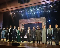 İstanbul’da Kocaeli Şehir Tiyatroları rüzgârı esti