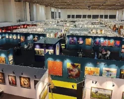 İzmir’de sanat ve antika fuarına yoğun ilgi