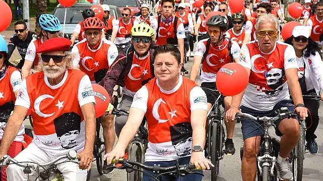 Kadıköy’de 19 Mayıs Coşkusu