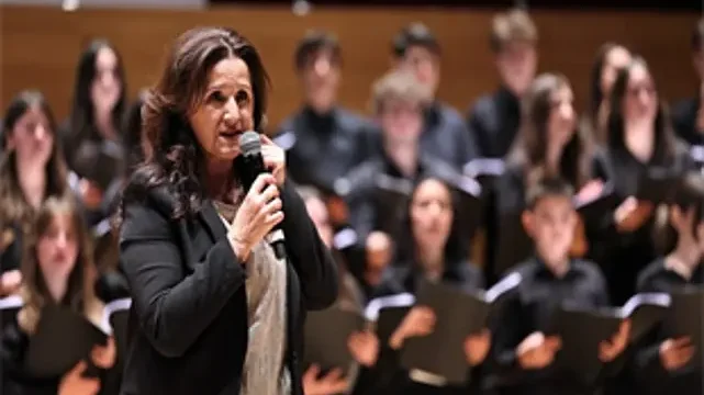 Kalemin İzinde “Ezgi”ler zaman yolculuğuna çıkardı