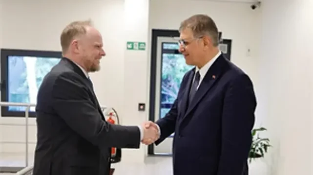 Kanada ve İzmir arasında kültürel ilişkiler gelişecek
