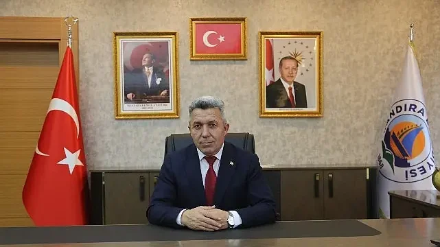 Kandıra Belediye Başkanı Erol Ölmez 19 Mayıs Atatürk’ü Anma, Gençlik ve Spor Bayramı Mesajı yayınladı.
