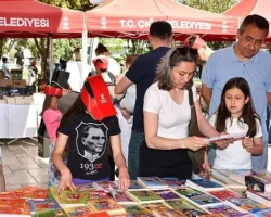 Kitapların Büyülü Dünyasına Yolculuk Çiğli’de Sürüyor
