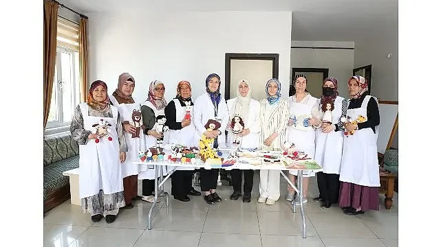 KOMEK Lösemi Tedavisi Gören Hastalara Destek Oluyor