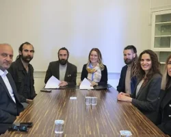 ​Konak’ta imzalar sanat için atıldı