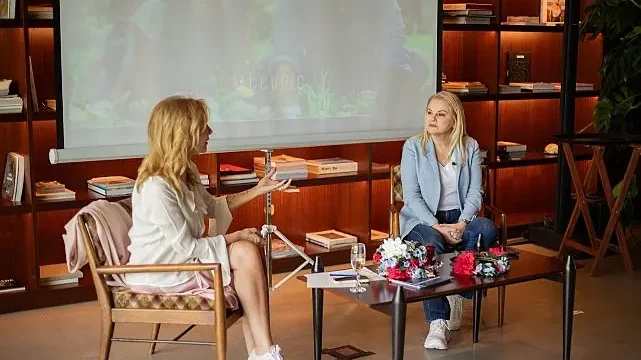 Levâic Talks Serisinin İkincisi Gerçekleşti: Sosyal Hayatın Birey Üzerindeki Etkisi Masaya Yatırıldı