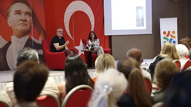 Levent Üzümcü, Çeşme’de ‘sanat ve yaşam’ üzerine konuştu