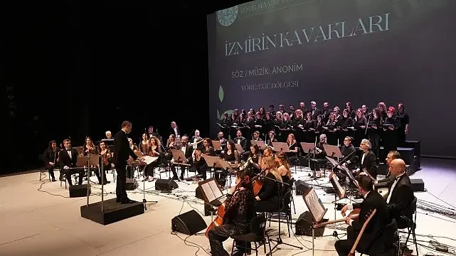 Maarif Orkestrası ve Halk Dansları Topluluğu, Bornova’da Sanatseverlerle Buluştu