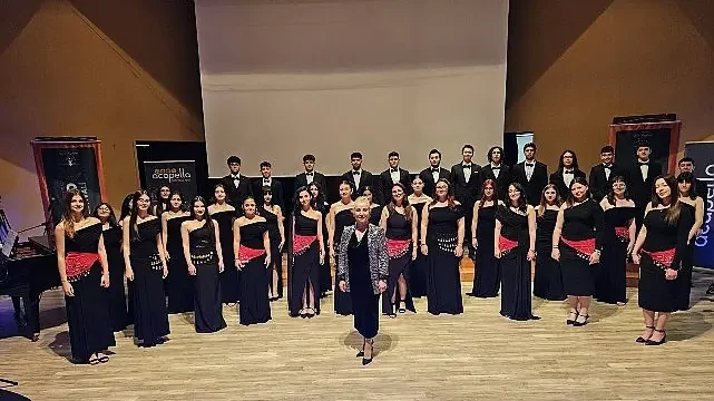 Manisa Büyükşehir Belediyesi Çok Sesli Gençlik Korosu’na Antalya’da ödül