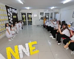 ‘Mutlu Çocuklar’dan annelere sürpriz