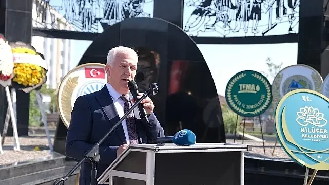 Nilüfer’de 19 Mayıs kutlamaları çelenk sunma töreni ile başladı