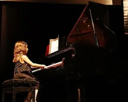 Nilüfer’de yıl sonu konserleri keman ve piyano ile başladı