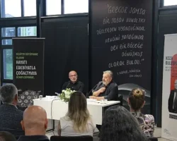 Ödüllü yazar Yavuz Ekinci Nilüfer’de okurlarıyla buluştu