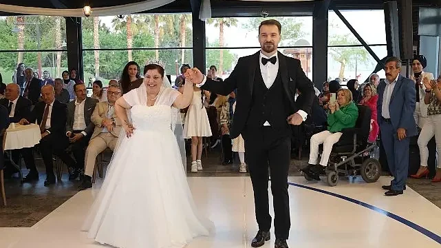 Özel çocuklar podyumda ışıldadı