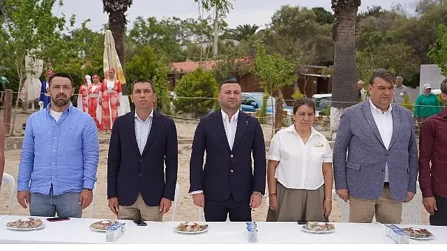 Seferihisar’da Turizm ve Çevre Şenliği renkli görüntülere sahne oldu