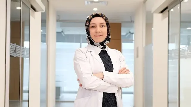Şeker, yetişkinlerde de ağız ve diş sağlığını tehdit ediyor!