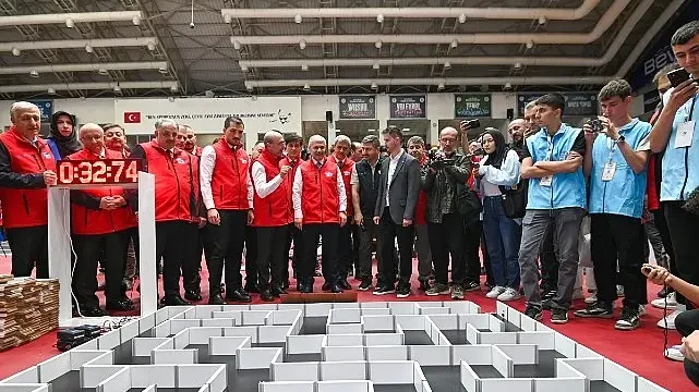Selçuklu Tekno-SEL Teknoloji ve Robot Yarışması Başladı