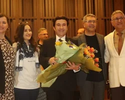 Ses Sanatçısı Mehmet Şafak, Ege Üniversitesinde kulakların pasını sildi