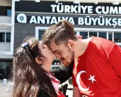 Temsili askerlik yapacak engelli bireylere davullu-zurnalı uğurlama